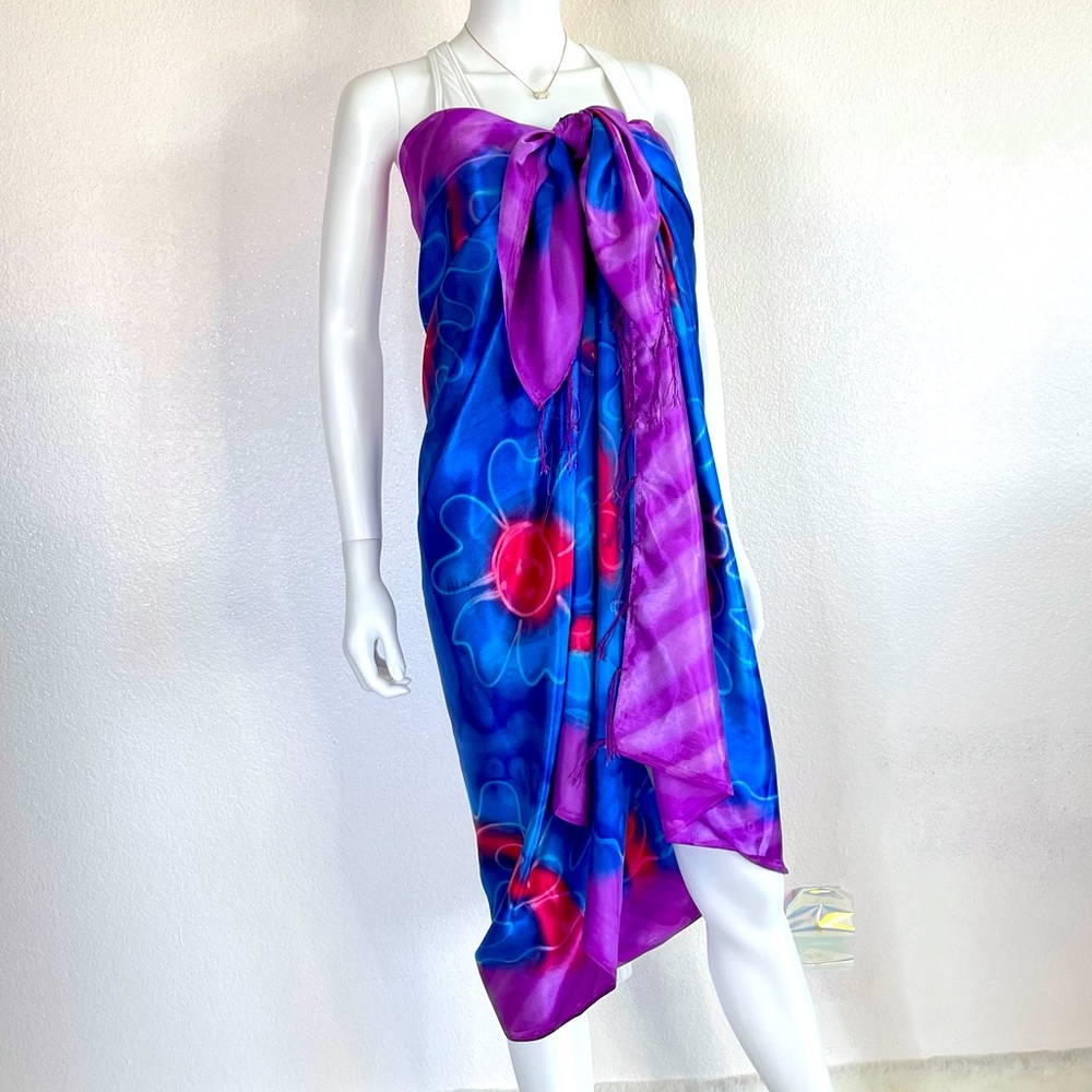 Swimsuit coverup sarong tie dye design from Aruba